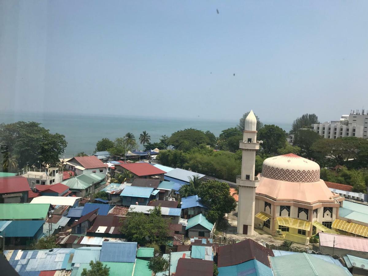 By The Sea Beach Front Apartment Batu Ferringhi Exterior foto